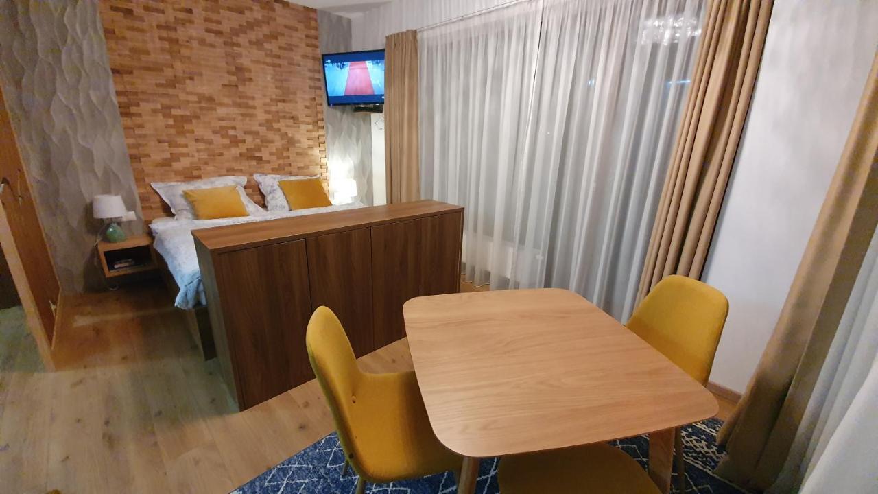 Rodinny Privatny Apartman A309 V Uplnom Centre Stareho Smokovca - Ticha Izba S Parkovanim วิสโซเค ดาตรี ภายนอก รูปภาพ